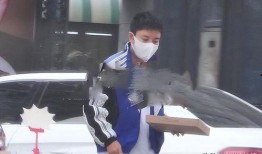 娱乐吃瓜滑板是真的吗